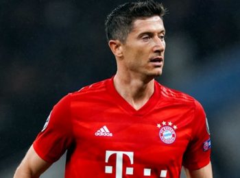 Lewandowski continues impressive form for Bayern