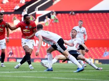 Martial Scores Hat-trick as Man United beat Sheffield