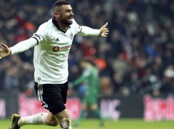 Burak Yilmaz replaces Victor Osimhen at Lille