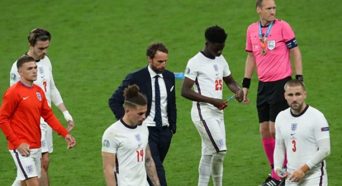 Southgate says England penalty decisions rest with him