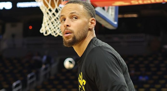NBA Analyst Jalen Rose agrees with Steve Kerr’s comments on Golden State Warriors star Stephen Curry; compares him with Michael Jordan