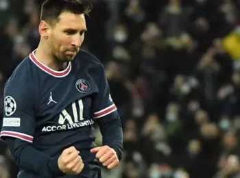 Lionel Messi returns to PSG training after apology