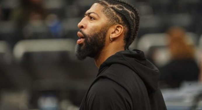 “If Anthony Davis shows up,” Stephen Smith wants the Lakers superstar to perform big if his team reaches the NBA Finals this season