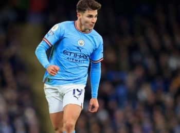 Julian Alvarez lifts Manchester City past Burnley