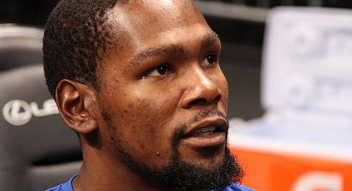 Kevin Durant Surpasses Shaquille O’Neal in NBA Career Scoring, Targets Historical Heights